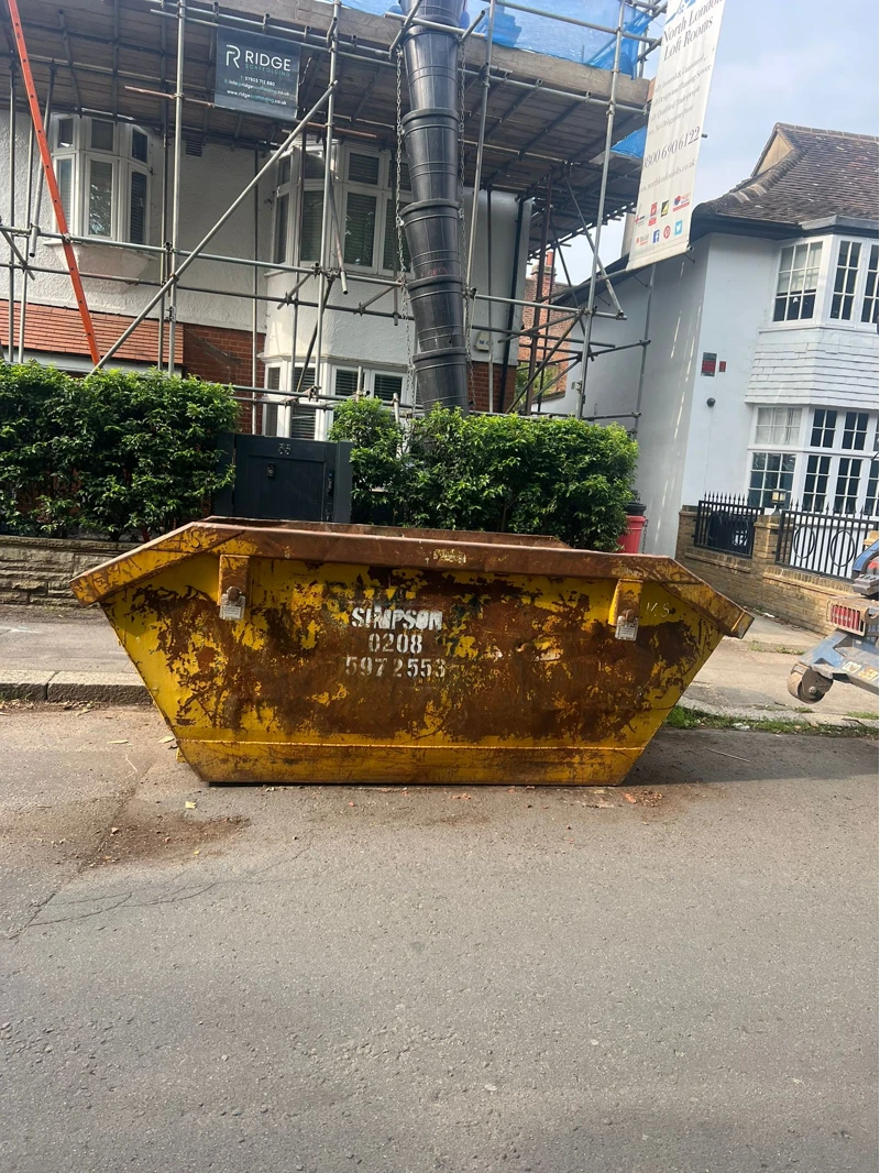 10-yard-rubbish-removal-aldersbrook-northumberland-avenue Licensed waste collection in Aldersbrook, London E12 by Simpson Skip Hire Ltd