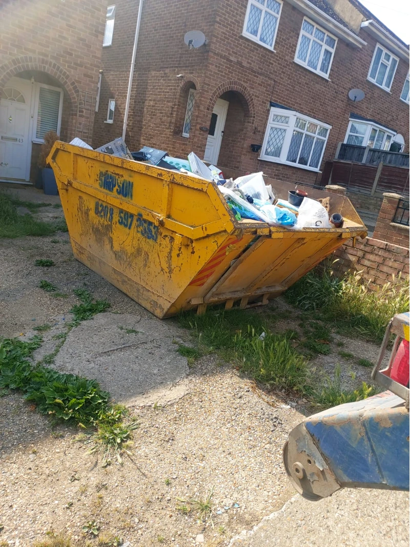 8-yard skip collection for rubbish removal and waste collection on Boxmoor Road, Romford
